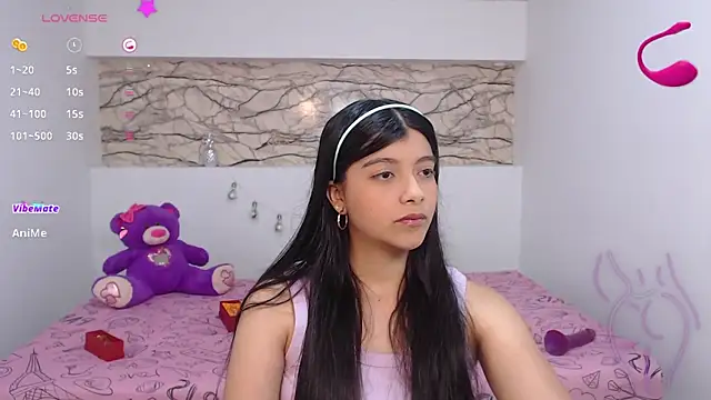 IslaBlaze online show from March 5, 2025, 5:29 am