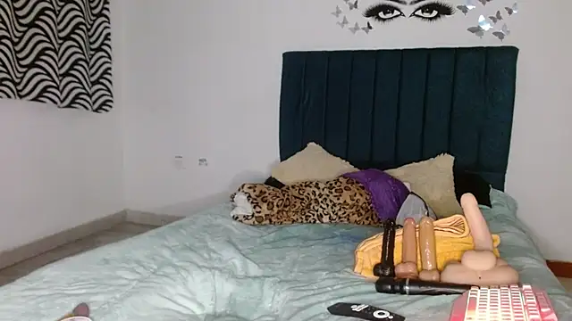 Keyler True18 online show from October 24, 2025, 1:24 am