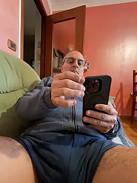 Snapshot of sempreilmio2 chatting on February 15, 2025, 2:11 pm sempreilmio2 online show from February 15, 2025, 2:11 pm