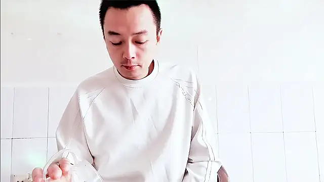 swg176 online show from October 11, 2025, 6:23 am