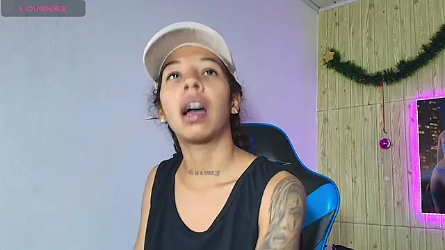 Miss sparkle00 online show from January 6, 2026, 8:12 pm