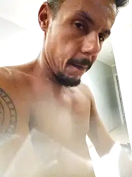 Santanacumxplod online show from January 7, 2026, 3:09 am