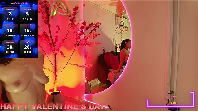 Snapshot of scarlette69 chatting on February 14, 2025, 11:31 pm scarlette69 online show from February 14, 2025, 11:31 pm