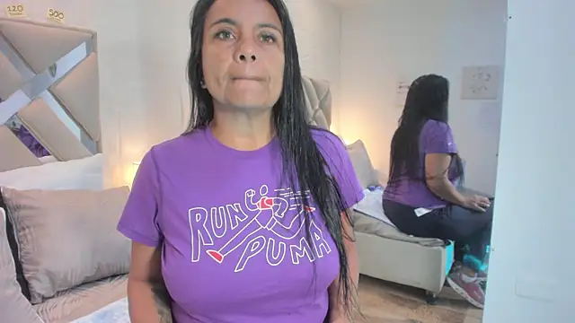 Snapshot of raquell_moore chatting on November 18, 2025, 11:58 am raquell moore online show from November 18, 2025, 11:58 am