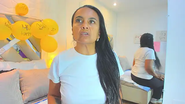 raquell moore online show from December 15, 2025, 1:04 pm