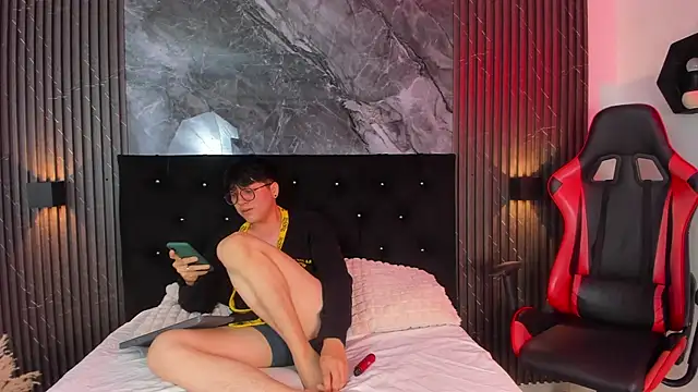 vanilla hot online show from January 31, 2025, 1:23 pm