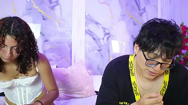 vanilla hot online show from September 15, 2025, 7:36 pm