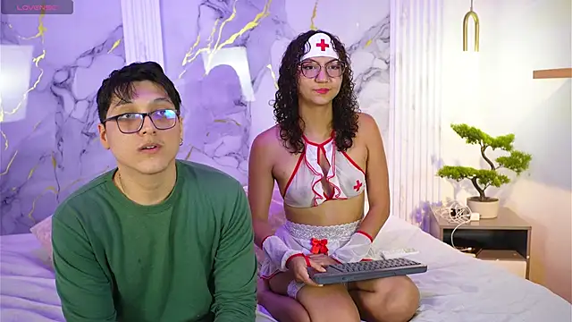 vanilla hot online show from October 3, 2025, 1:19 pm