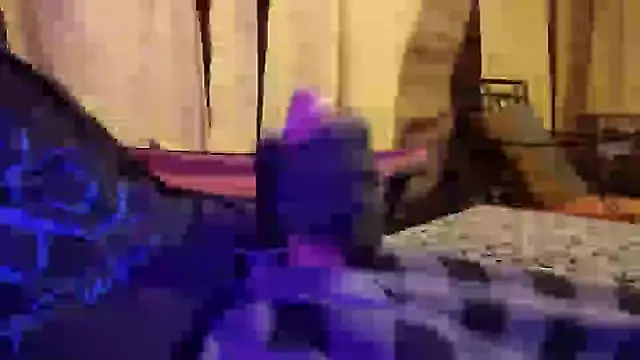 bwcbeat83 online show from October 25, 2025, 7:49 am