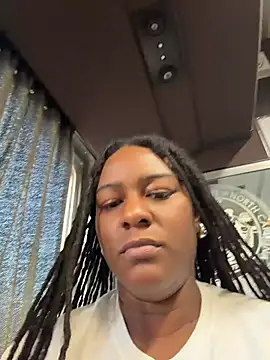 Snapshot of xoxoHotCoCo chatting on July 3, 2026, 11:44 pm xoxoHotCoCo online show from July 3, 2026, 11:44 pm