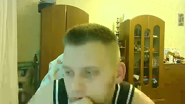 HunterOnBoobs online show from February 18, 2025, 10:58 pm