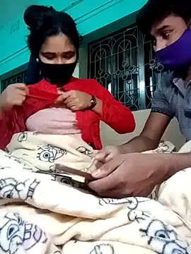 Snapshot of Sexy-Couple20 chatting on January 24, 2025, 11:59 am Sexy-Couple20 online show from January 24, 2025, 11:59 am