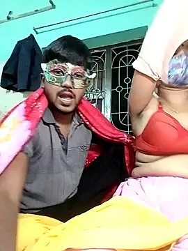 Snapshot of Sexy-Couple20 chatting on January 29, 2025, 8:25 pm Sexy-Couple20 online show from January 29, 2025, 8:25 pm