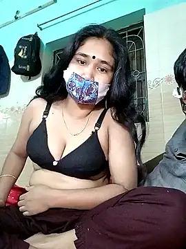 Snapshot of Sexy-Couple20 chatting on February 1, 2025, 7:13 pm Sexy-Couple20 online show from February 1, 2025, 7:13 pm