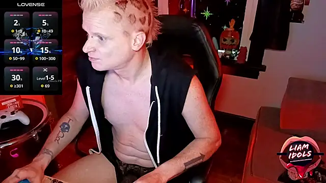 LiamIdols online show from October 13, 2025, 9:15 pm