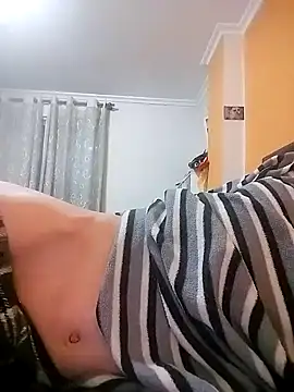 Snapshot of moutt99 chatting on January 27, 2025, 3:47 am moutt99 online show from January 27, 2025, 3:47 am