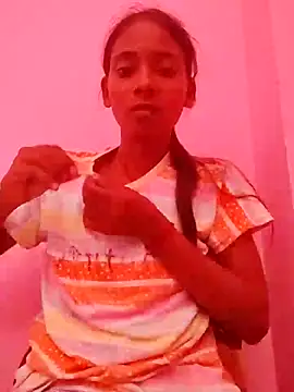 Snapshot of Divya-2007 chatting on June 12, 2026, 7:40 am Divya-2007 online show from June 12, 2026, 7:40 am