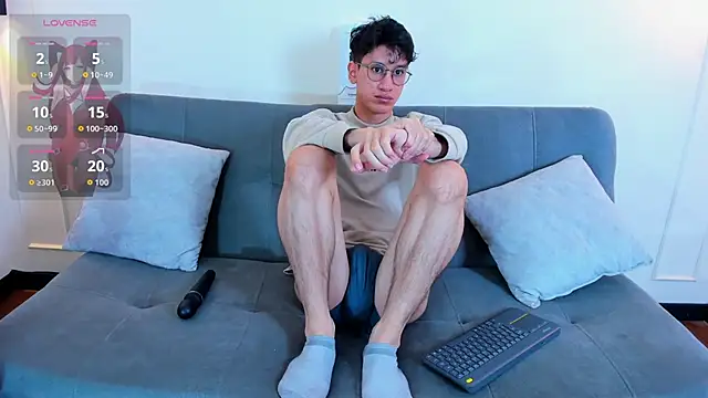 Cum hunters online show from October 18, 2025, 4:04 am