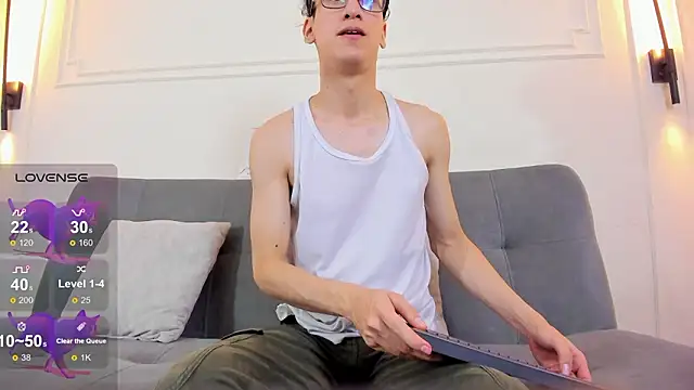 Snapshot of Cum_hunters chatting on February 19, 2026, 3:35 am Cum hunters online show from February 19, 2026, 3:35 am