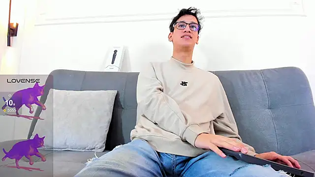 Snapshot of Cum_hunters chatting on February 24, 2026, 3:15 am Cum hunters online show from February 24, 2026, 3:15 am