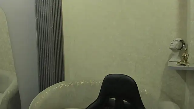 Snapshot of Brad_Summer chatting on June 29, 2026, 5:35 pm Brad Summer online show from June 29, 2026, 5:35 pm