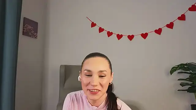 too sexxxy online show from February 28, 2026, 12:17 pm