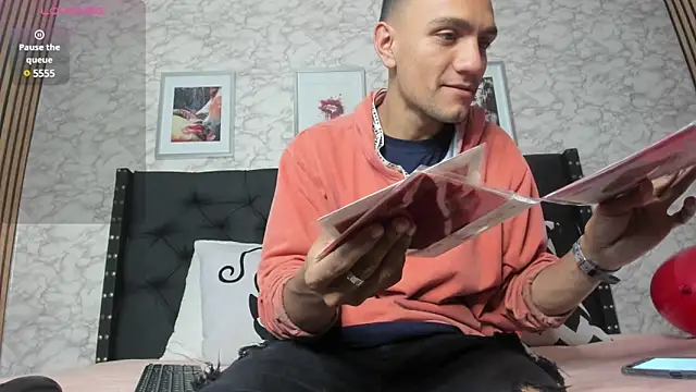 stefany pablo1 online show from February 13, 2025, 12:32 pm