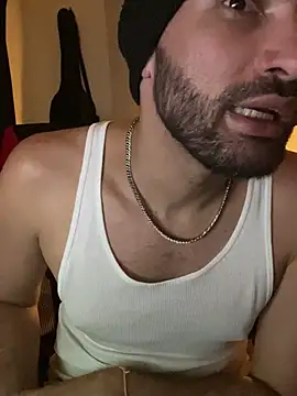 Snapshot of darkdesire_01 chatting on February 2, 2025, 12:09 am darkdesire 01 online show from February 2, 2025, 12:09 am