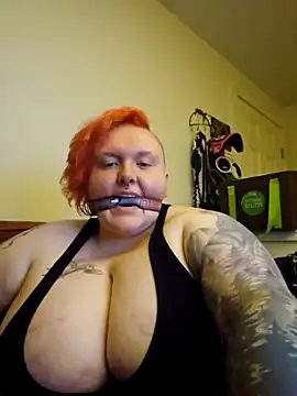 CorgiGodez98 online show from November 2, 2025, 9:00 am