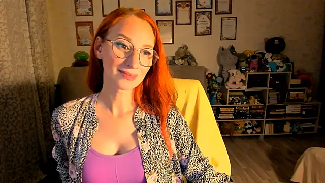 Snapshot of red_rocco chatting on October 5, 2025, 4:05 pm red rocco online show from October 5, 2025, 4:05 pm