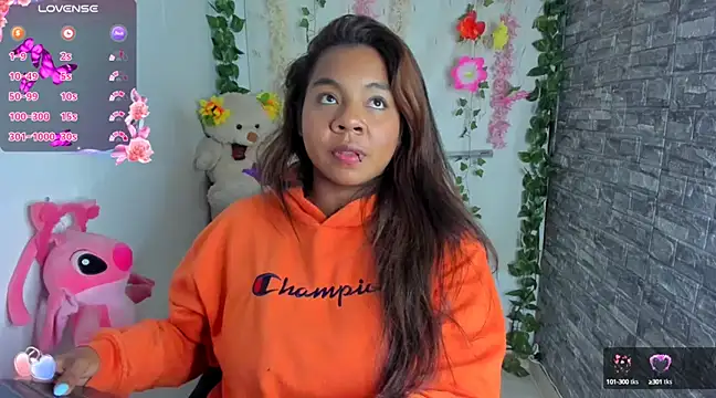 Snapshot of naty_jhonsom_ chatting on March 10, 2025, 7:42 am naty jhonsom online show from March 10, 2025, 7:42 am