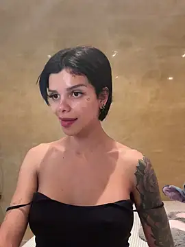 Rosariolovex online show from February 3, 2025, 1:51 pm