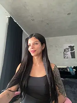 Rosariolovex online show from February 18, 2025, 1:44 pm