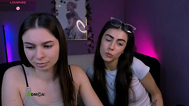 Snapshot of flora_ri chatting on October 16, 2025, 9:54 am flora ri online show from October 16, 2025, 9:54 am