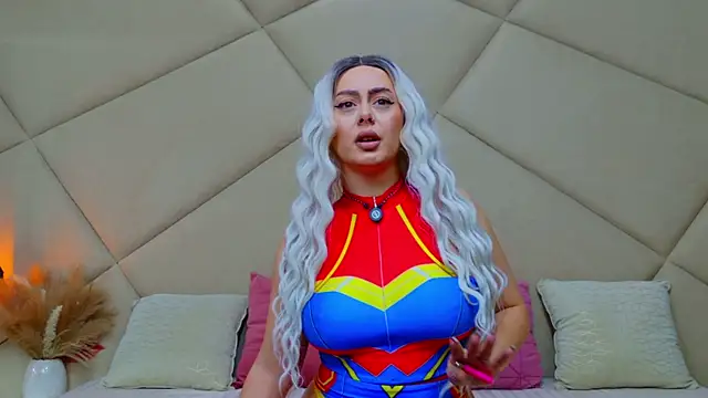 ChloeFrost online show from January 13, 2026, 6:18 am