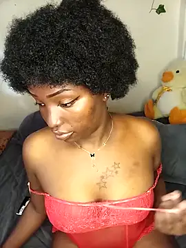 Vprettieeer online show from February 26, 2025, 5:09 am