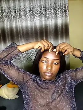 Vprettieeer online show from November 11, 2025, 10:10 pm