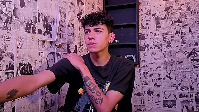 Snapshot of Mickey_Magic chatting on February 1, 2026, 4:00 am Mickey Magic online show from February 1, 2026, 4:00 am