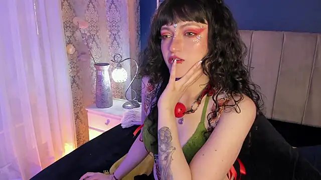 JeanneSabatier online show from September 27, 2025, 8:14 pm