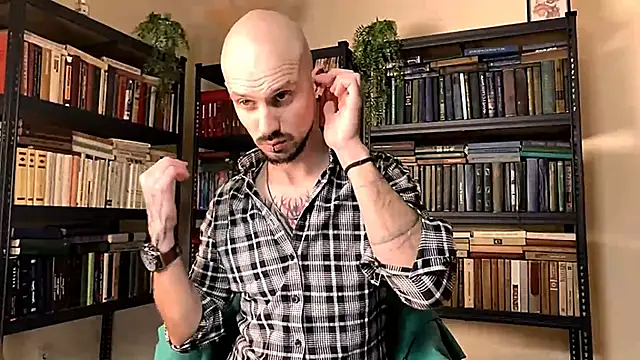 Snapshot of AssHunter4k chatting on February 10, 2025, 4:58 pm AssHunter4k online show from February 10, 2025, 4:58 pm