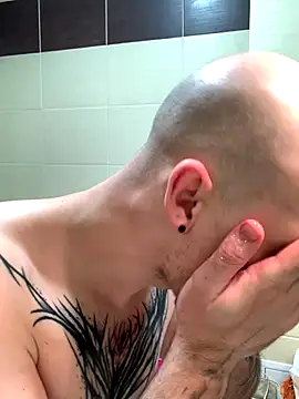 AssHunter4k online show from December 3, 2025, 8:34 am