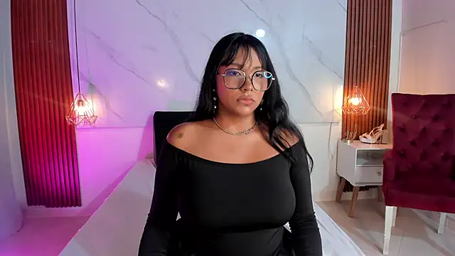 Snapshot of isabella_zc chatting on November 29, 2025, 8:23 pm isabella zc online show from November 29, 2025, 8:23 pm