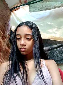Snapshot of Zoe_Sweett18 chatting on January 27, 2025, 12:48 pm Zoe Sweett18 online show from January 27, 2025, 12:48 pm