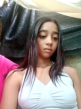 Snapshot of Zoe_Sweett18 chatting on February 22, 2025, 12:19 pm Zoe Sweett18 online show from February 22, 2025, 12:19 pm