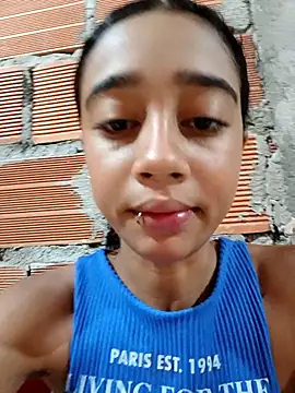 Snapshot of Zoe_Sweett18 chatting on September 27, 2025, 12:21 pm Zoe Sweett18 online show from September 27, 2025, 12:21 pm