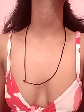 Miss Cuteness online show from March 10, 2025, 9:53 am