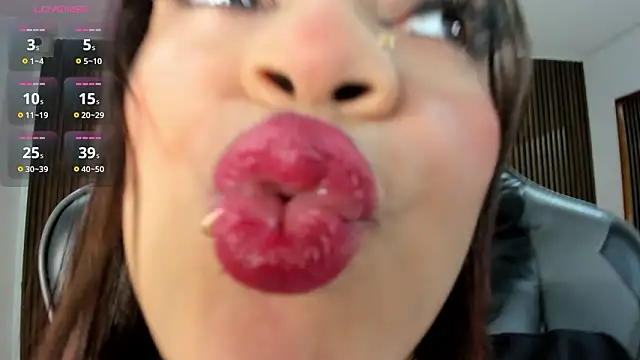 Lolly 18 online show from March 16, 2026, 8:13 pm