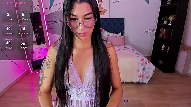 Snapshot of Dana_Paula chatting on October 23, 2025, 11:42 am Dana Paula online show from October 23, 2025, 11:42 am