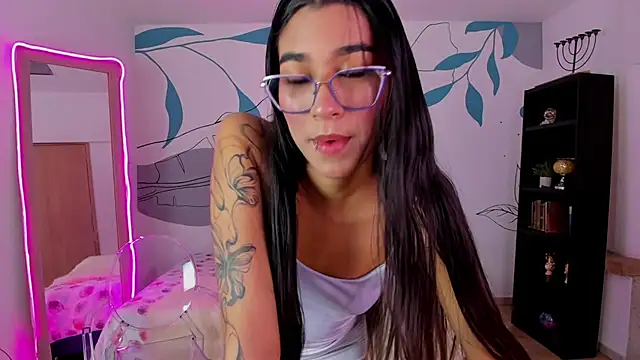 Snapshot of Dana_Paula chatting on October 25, 2025, 11:51 am Dana Paula online show from October 25, 2025, 11:51 am