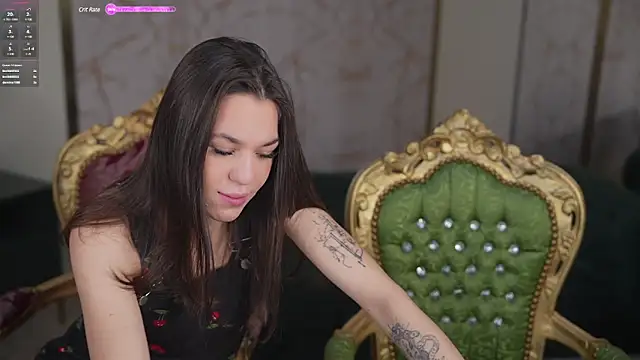 Snapshot of Roxi_Twix chatting on March 9, 2025, 11:36 am Roxi Twix online show from March 9, 2025, 11:36 am